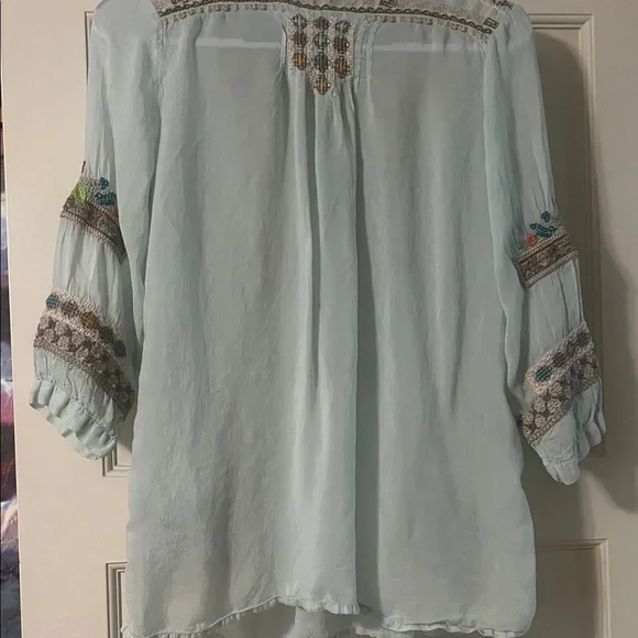 Johnny Was Pastel Blue Embroidered Blouse - Picture 4 of 9
